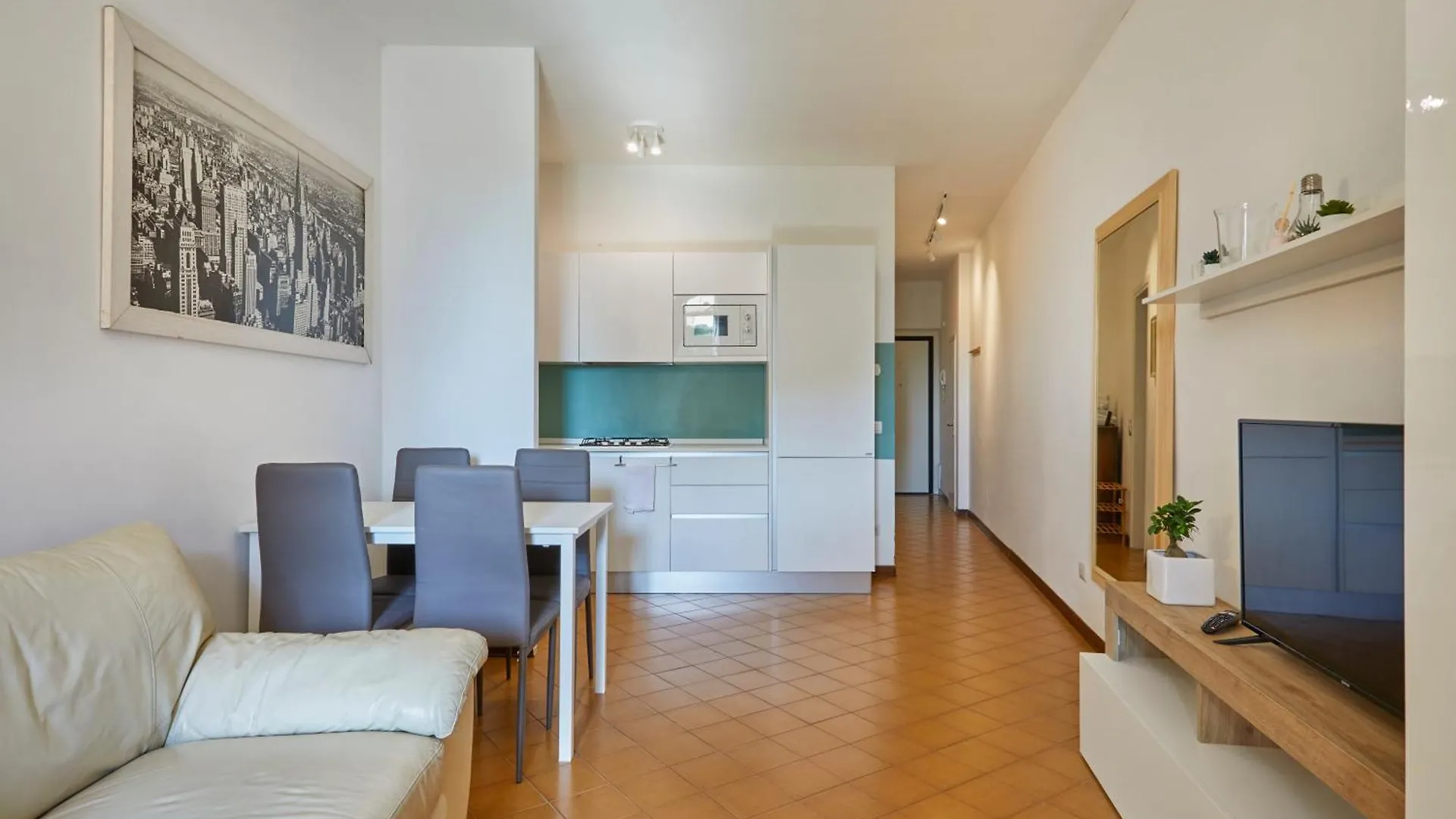 Un Passo Dal Lago - 100Mt Lake - Pool, Free Parking Apartment Desenzano del Garda