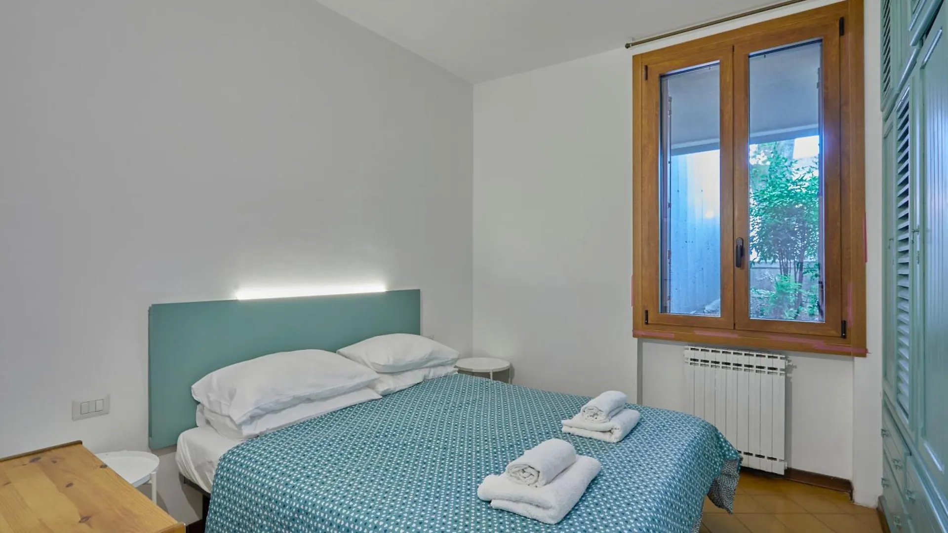 Un Passo Dal Lago - 100Mt Lake - Pool, Free Parking Apartment Desenzano del Garda Italy